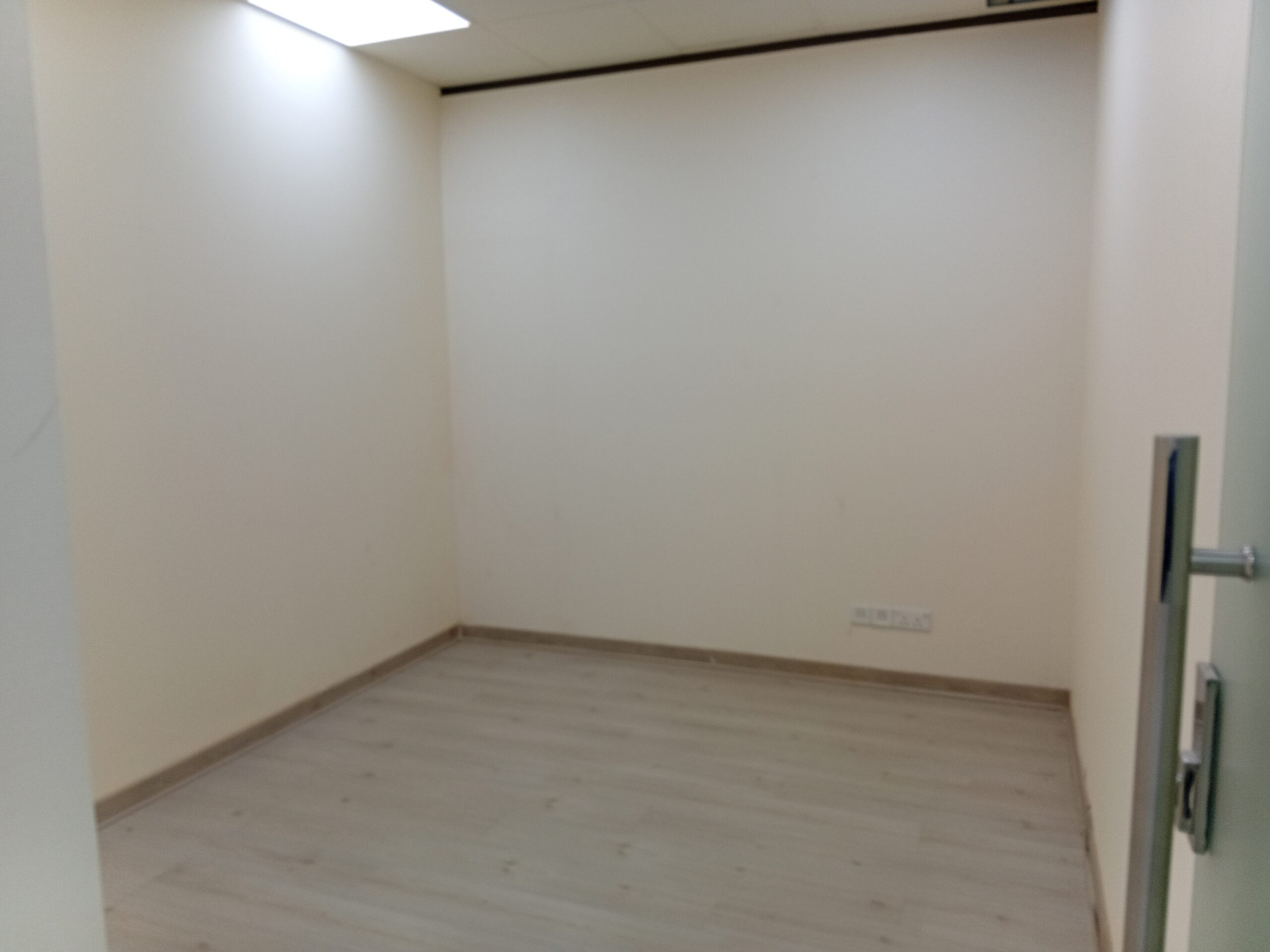 Commercial Office | Prime location | Diplomatic area | Parking | Security | Kitchen | Central ACs