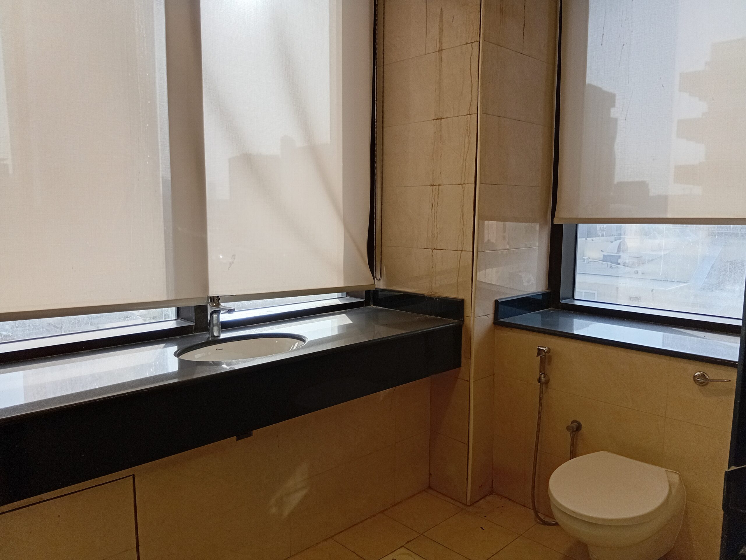 Commercial Office | Prime location | Diplomatic area | Parking | Security | Kitchen | Central ACs