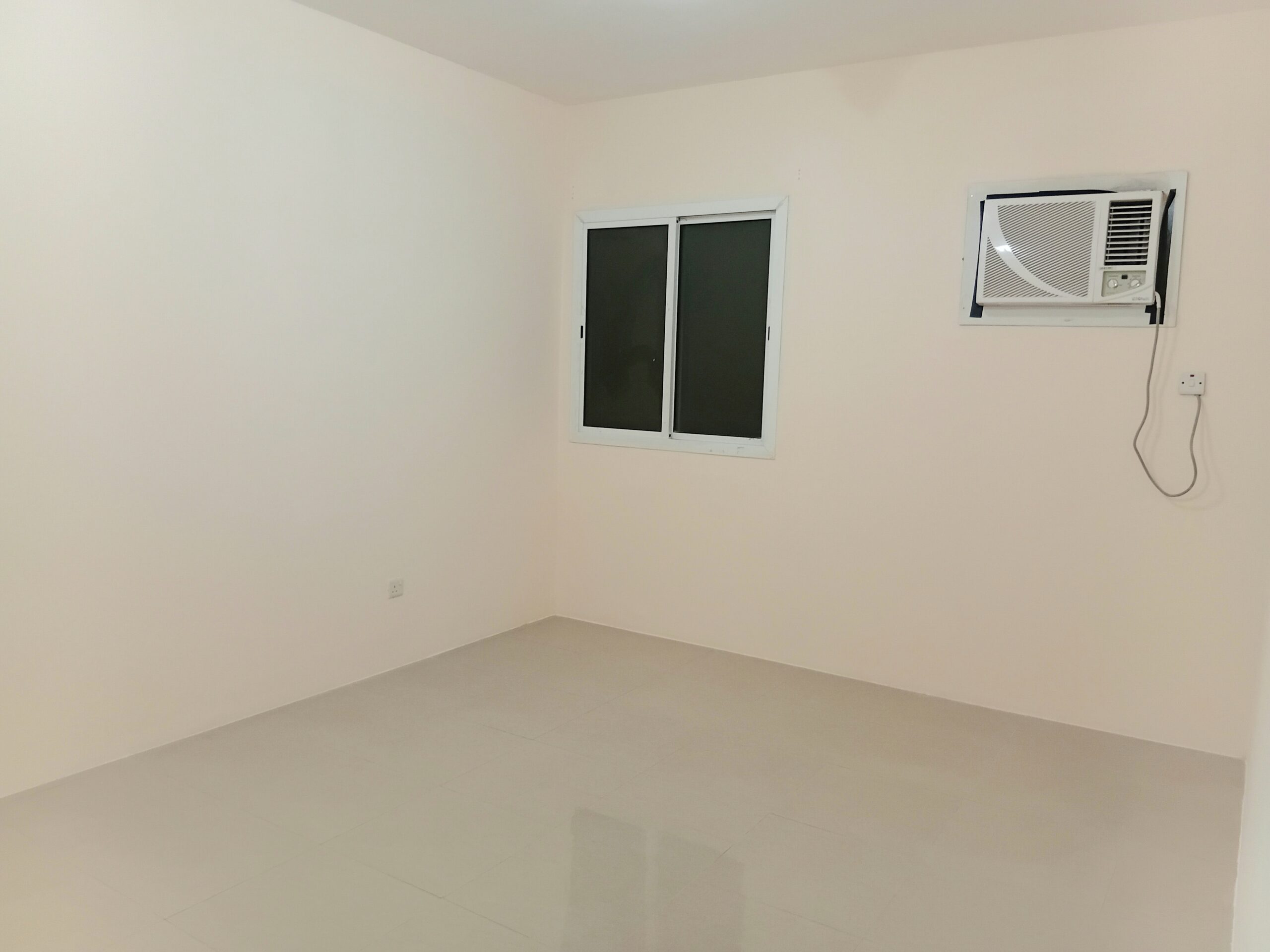 Semi-furnished | Prime Location | Mahooz | Parking | Security | Maintenance | Ewa Limit BD20