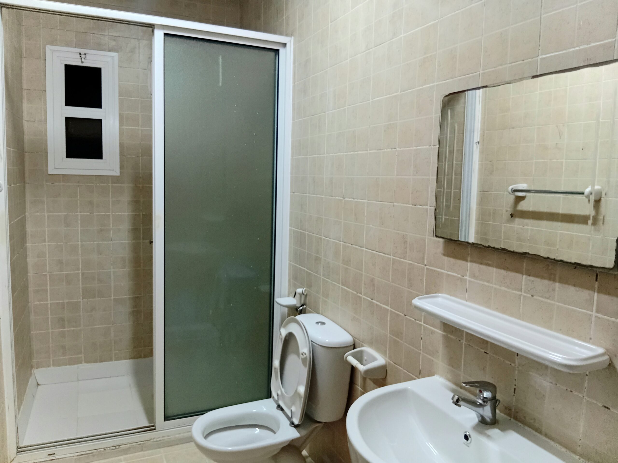 Semi-furnished | Prime Location | Mahooz | Parking | Security | Maintenance | Ewa Limit BD20