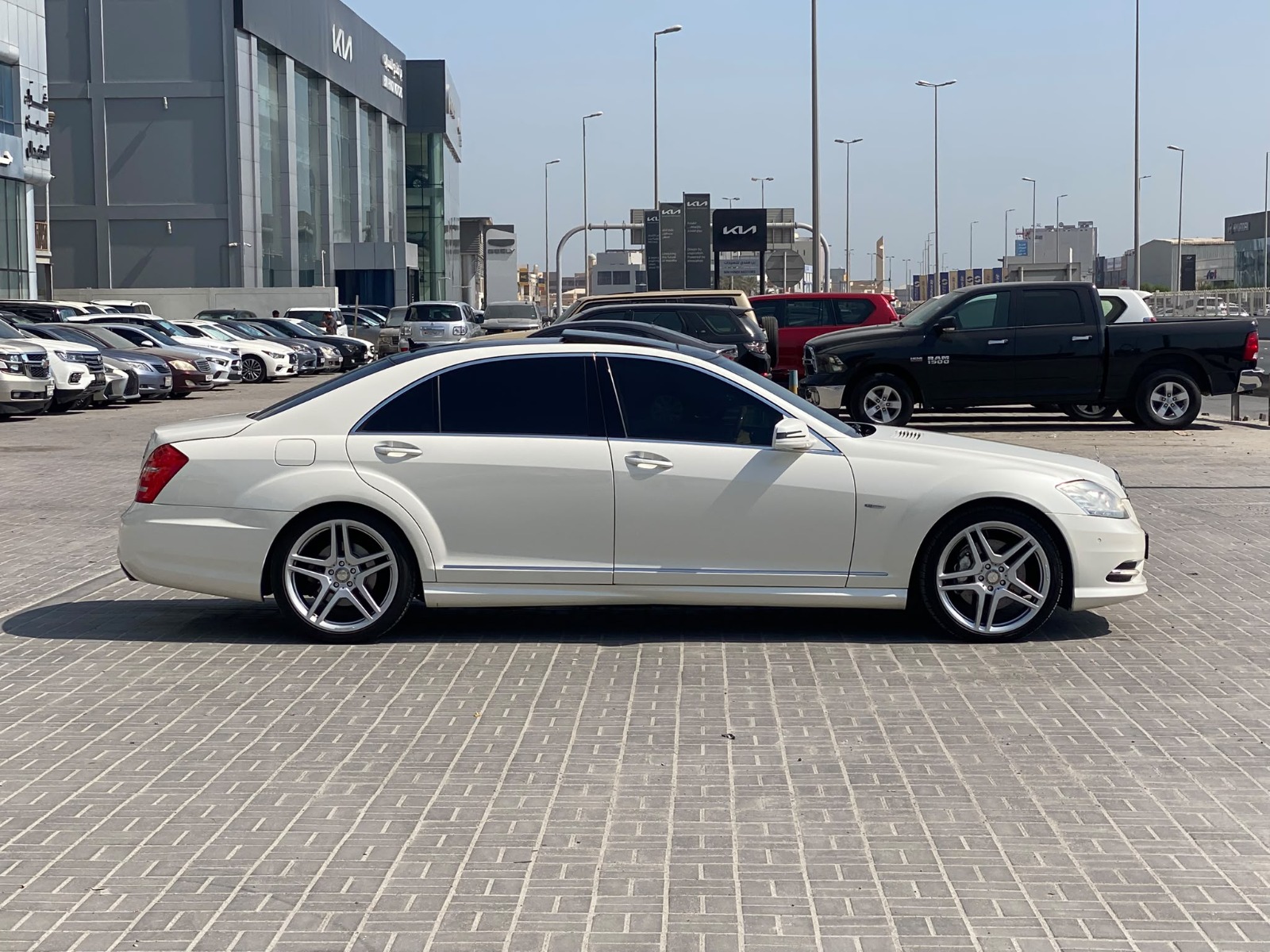 Mercedes Benz S-350L 2012 (White)