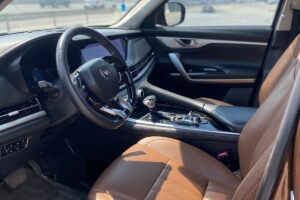 Changan CS-95 2021 (Brown)