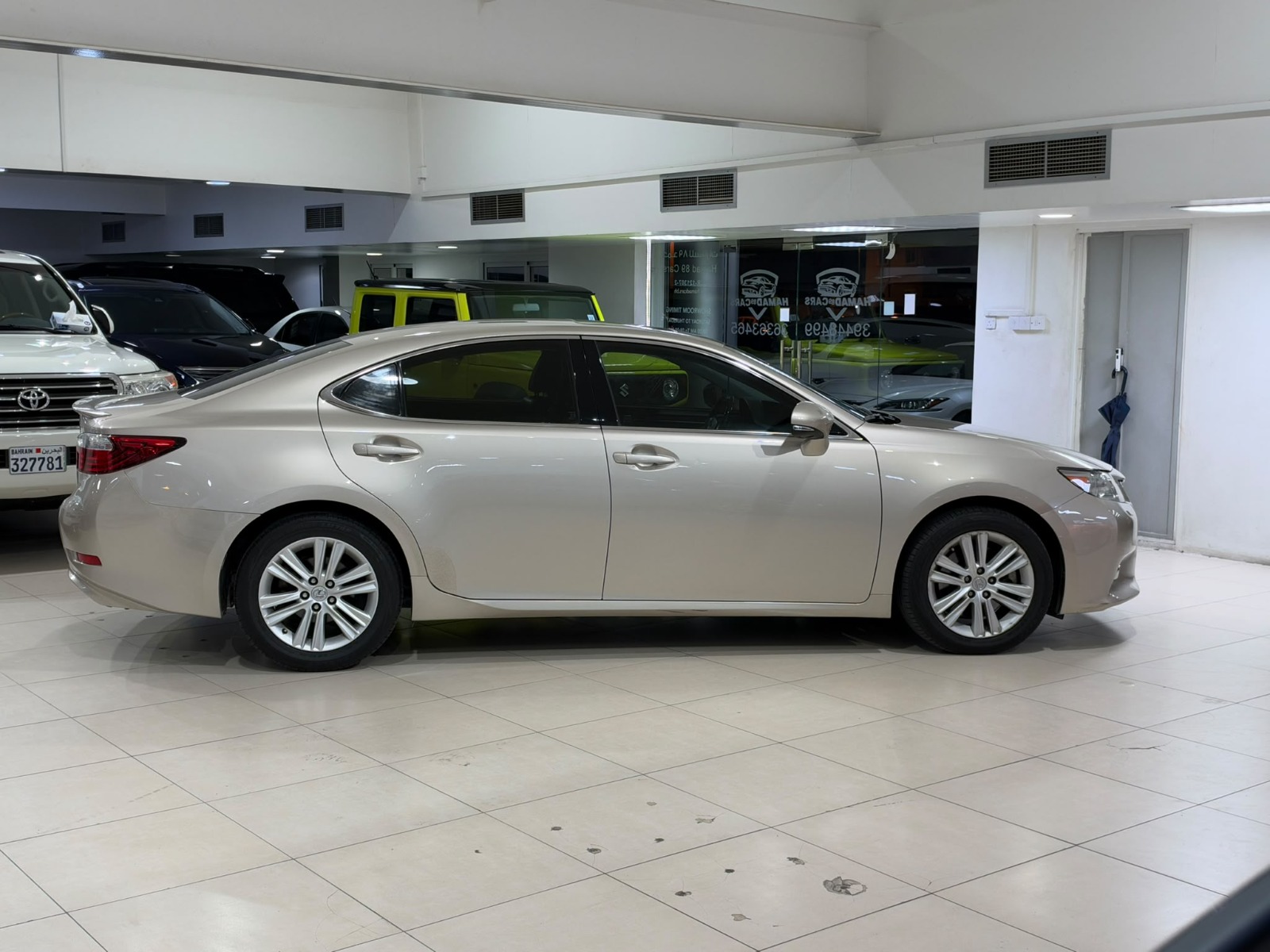 Lexus ES-350 / 2013 (Beige)