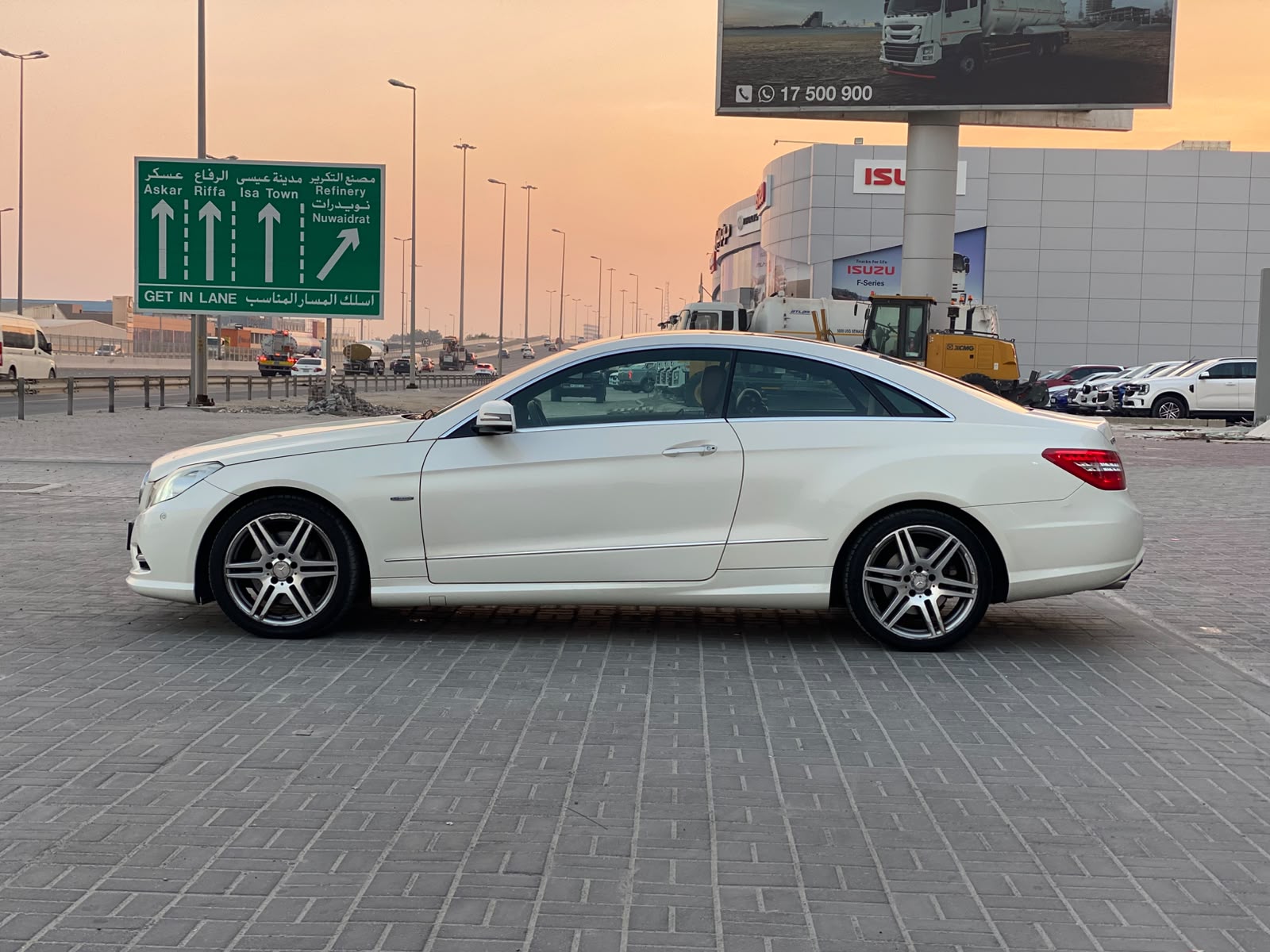 Mercedes Benz E-350 / 2012 (White)