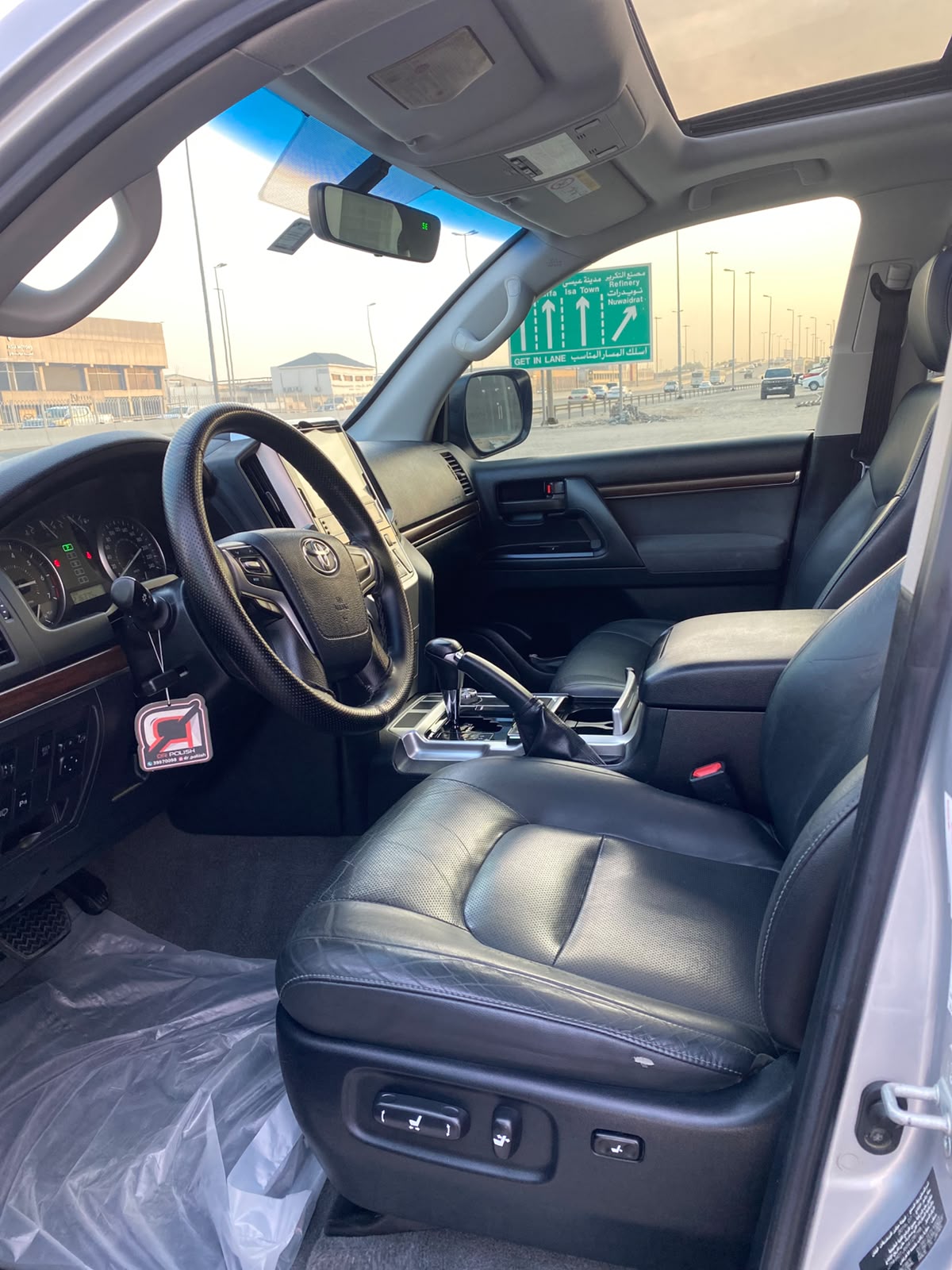 Toyota Land Cruiser GX-R 2016 (Silver)