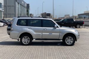 Mitsubishi Pajero GLS 2020 (Silver)