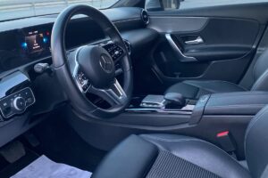 Mercedes Benz A-200 / 2022 (Silver)