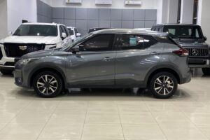 Nissan Kicks 2021 (Grey)