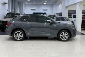 Audi Q3 / 2025 (Grey)