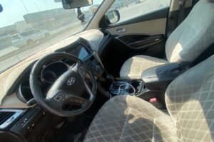 Hyundai Santafe 2014 (Beige)