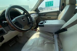 GMC Yukon 2008 (Silver)