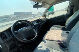 Toyota Hiace / 2016 (White)