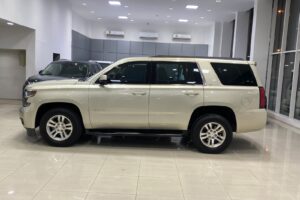 Chevrolet Tahoe LS 2016 (Gold)
