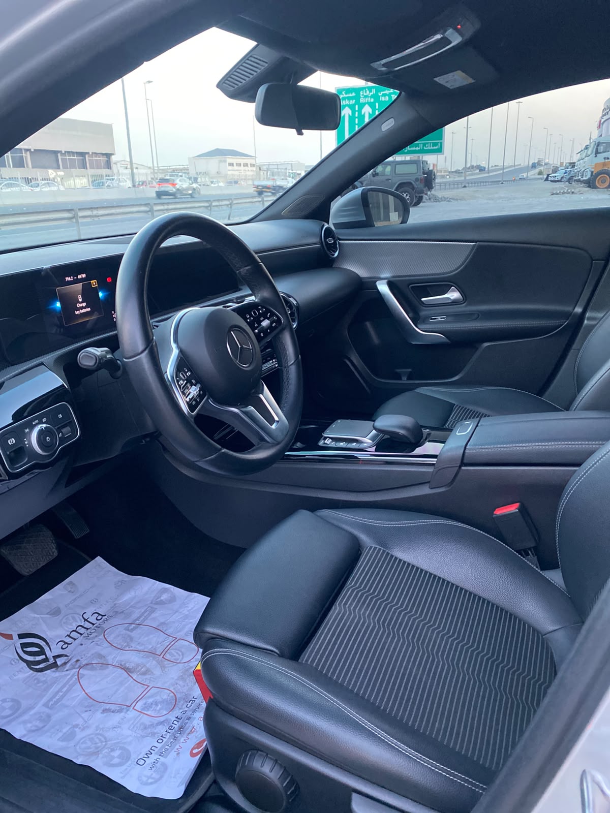 Mercedes Benz A-200 / 2022 (Silver)