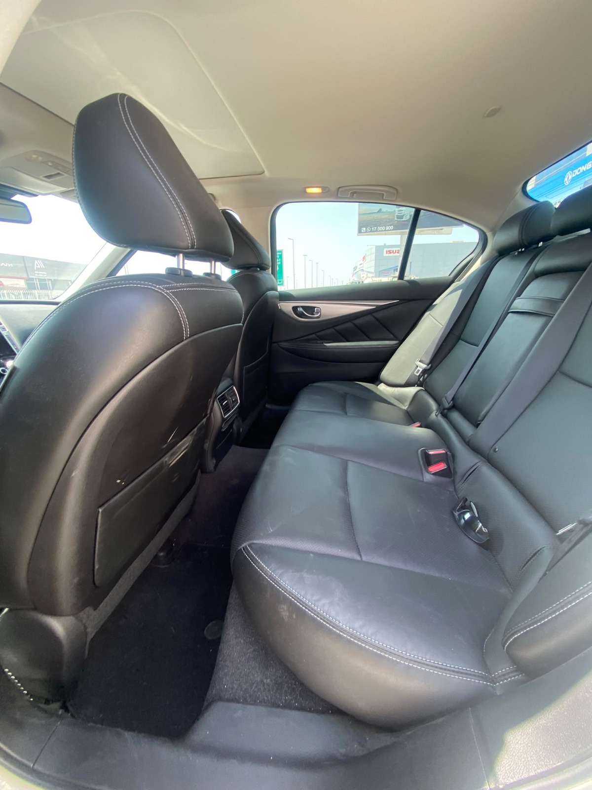 Infiniti Q50 2023 (White)