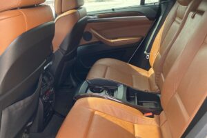 BMW X6 / 2011 (White)