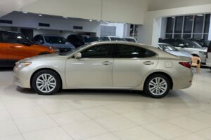 Lexus ES-350 / 2013 (Beige)