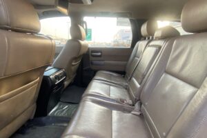 Toyota Sequoia 2012 (Silver)