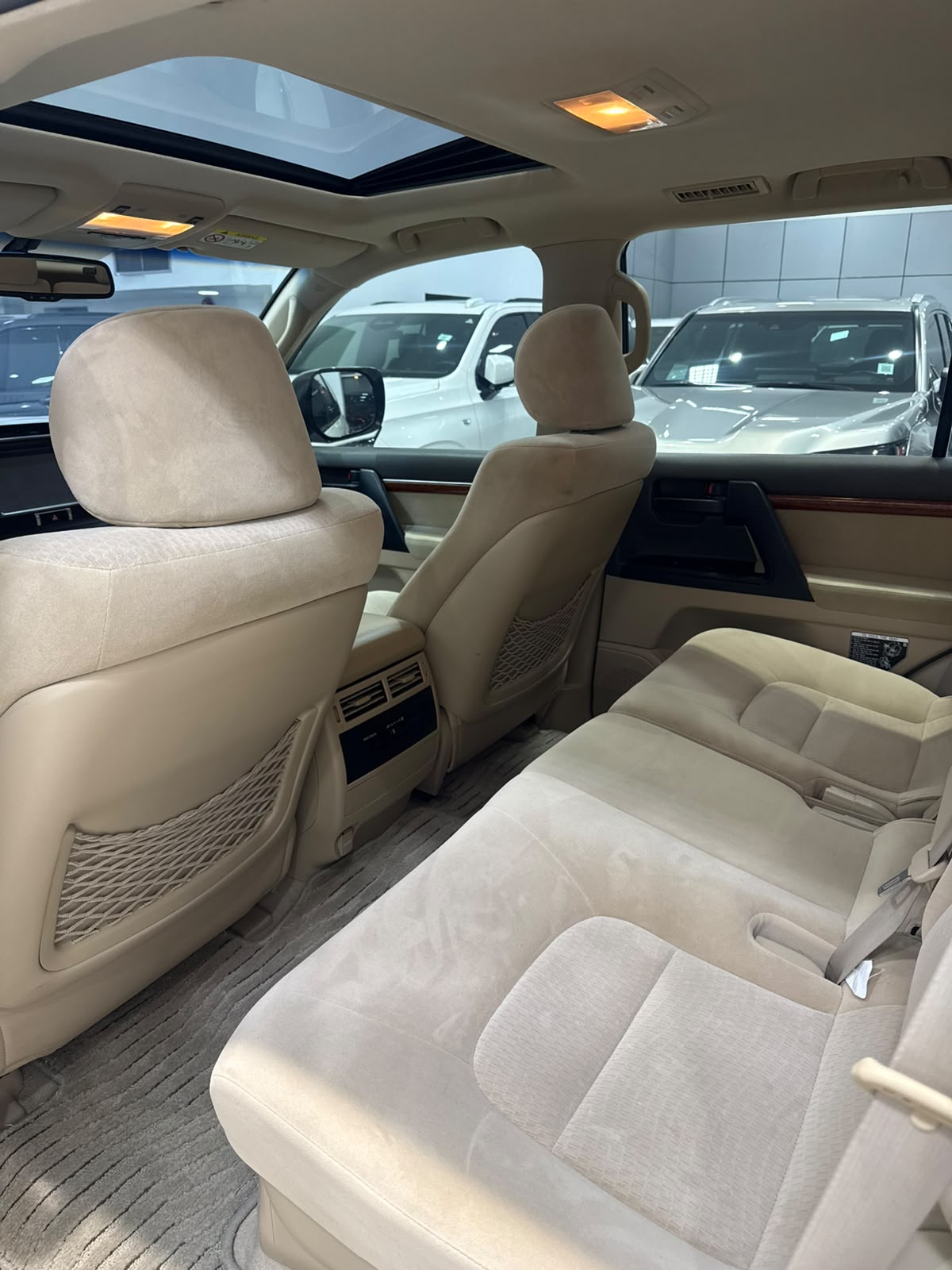 Toyota Land Cruiser GX-R 2015 (White)