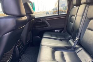 Toyota Land Cruiser GX-R 2016 (Silver)