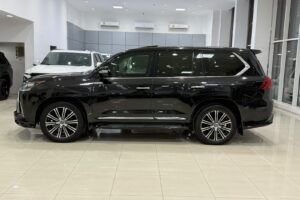 Lexus LX-570 S 2018 (Black)