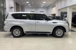 Nissan Patrol XE 2017 (Silver)