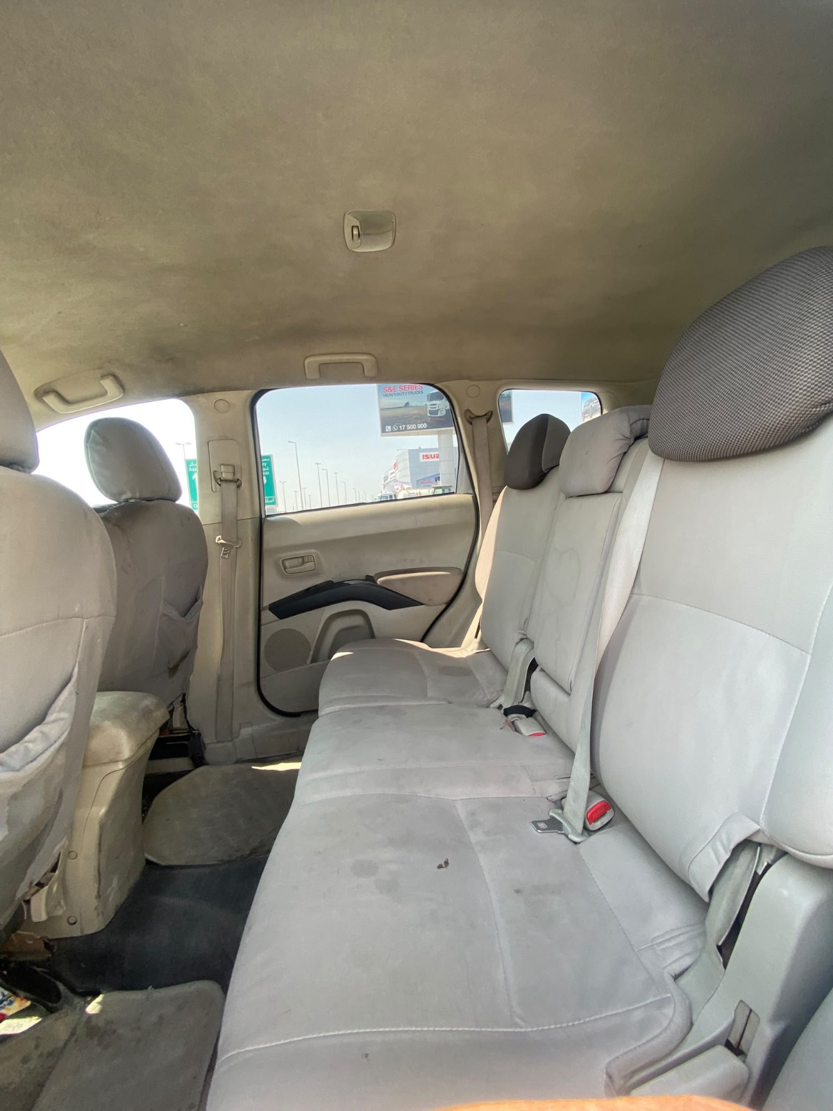 Mitsubishi Outlander 2009 (Silver)
