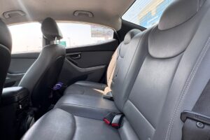 Hyundai Elantra 2016 (White)