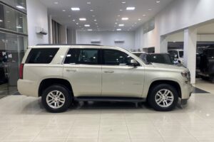 Chevrolet Tahoe LS 2016 (Gold)