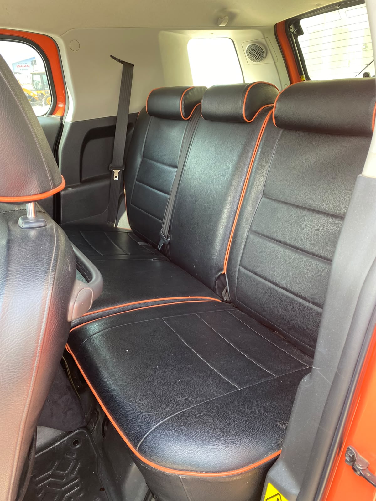 Toyota FJ-Cruiser 2013 (Orange)