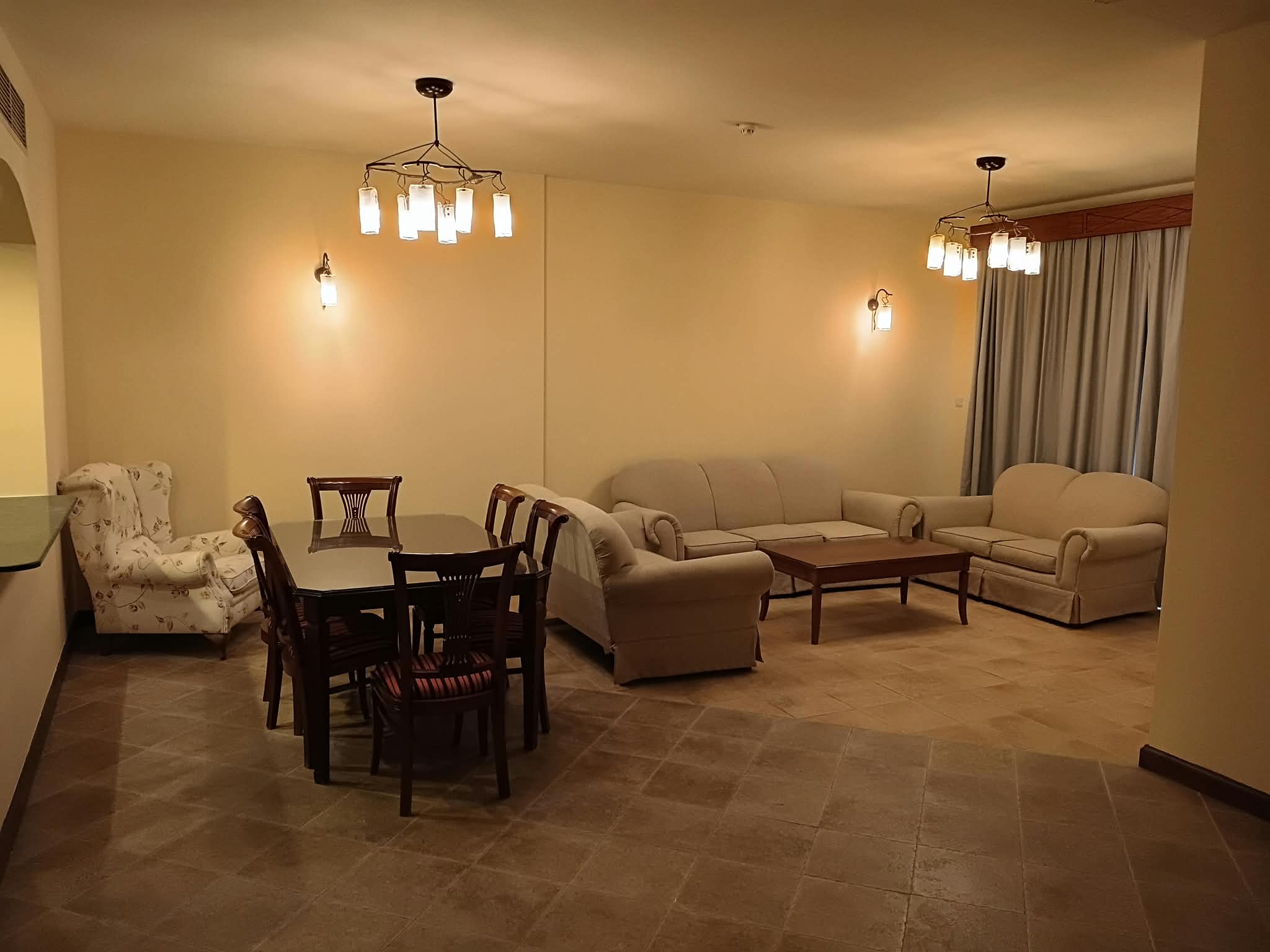 FF 2-BEDROOM FAMILY APARTMENT