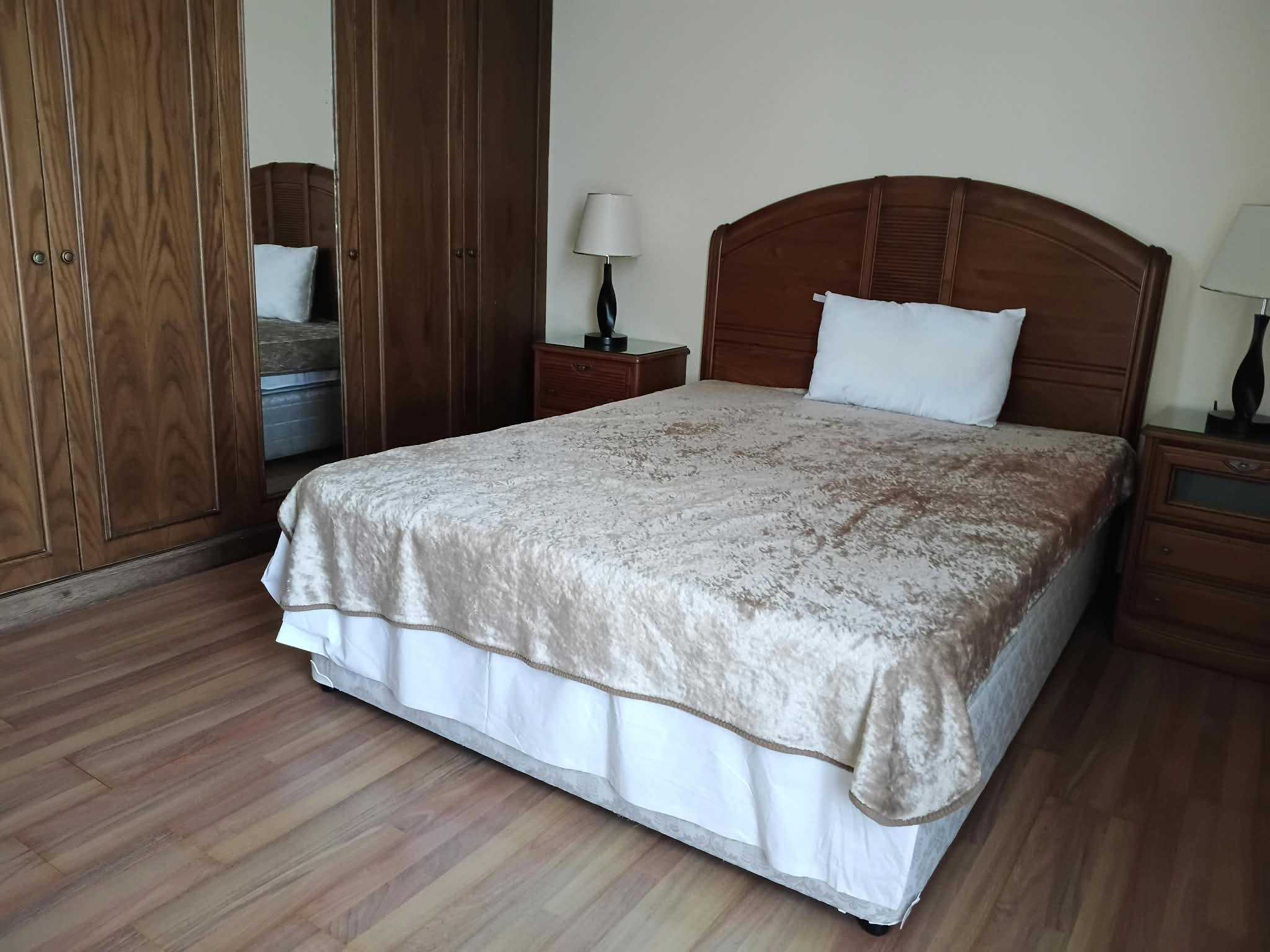 FF 2-BEDROOM FAMILY APARTMENT