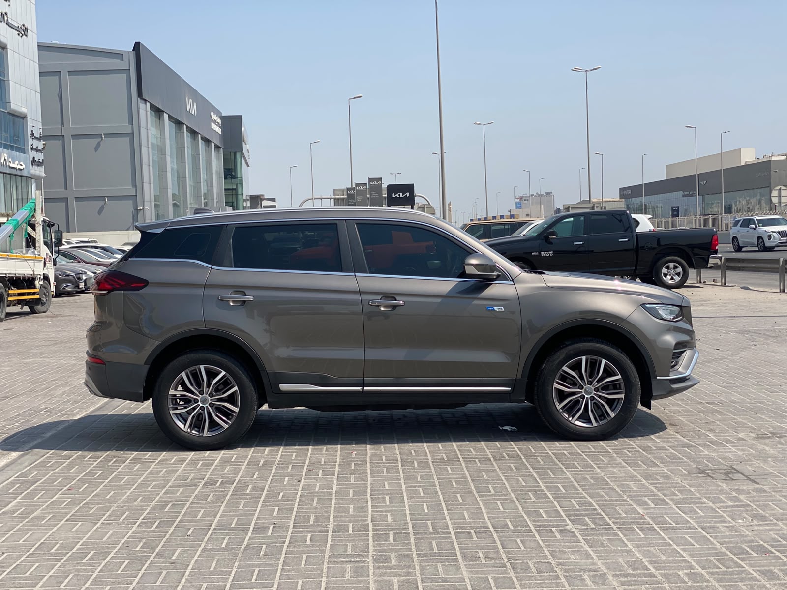 Geely Azkara 2023 (Grey)