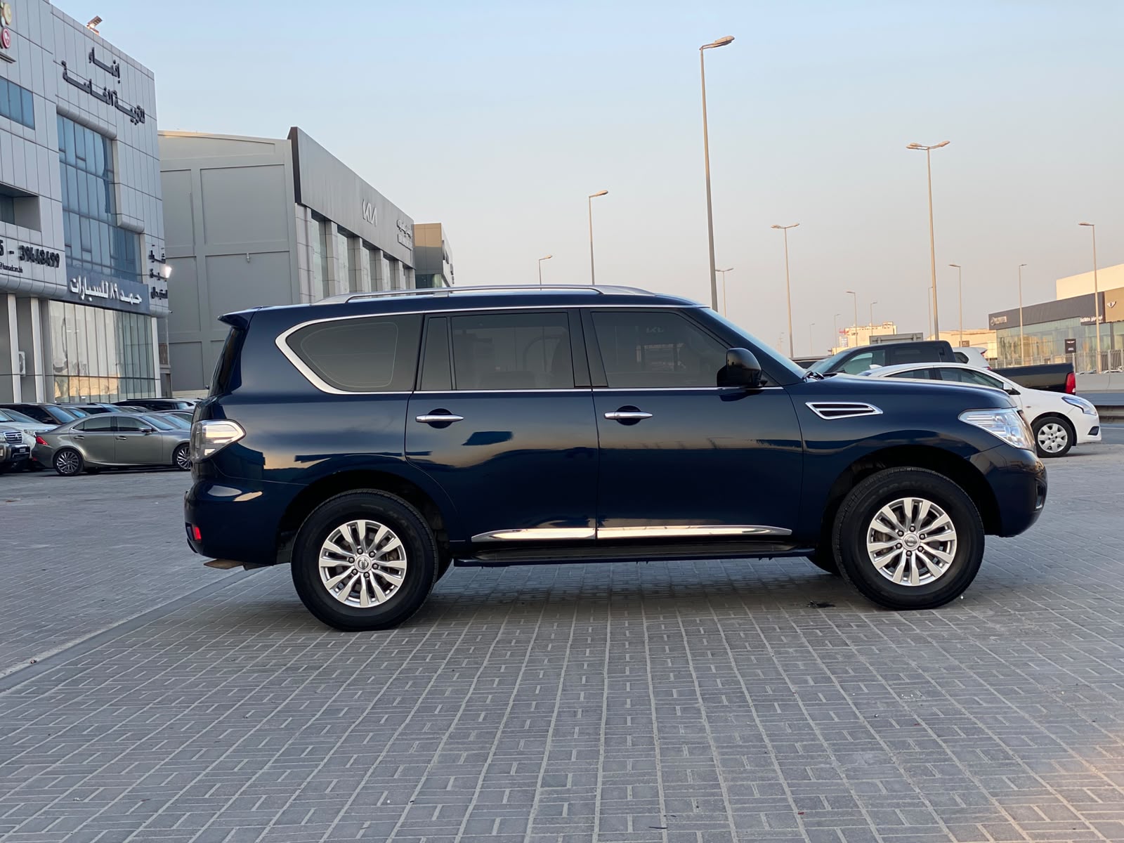 Nissan Patrol XE 2019 (Blue)