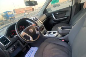GMC Acadia 2011 (Gold)