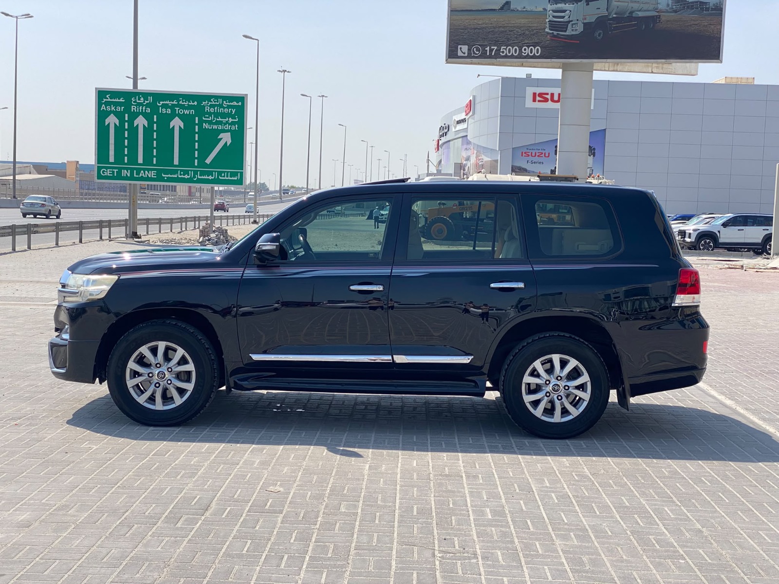 Toyota Land Cruiser GXR 2018 (Black)