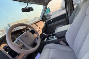 Ford Expedition 2013 (Silver)