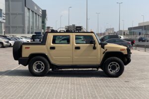 Hummer H2 / 2007 (Beige)