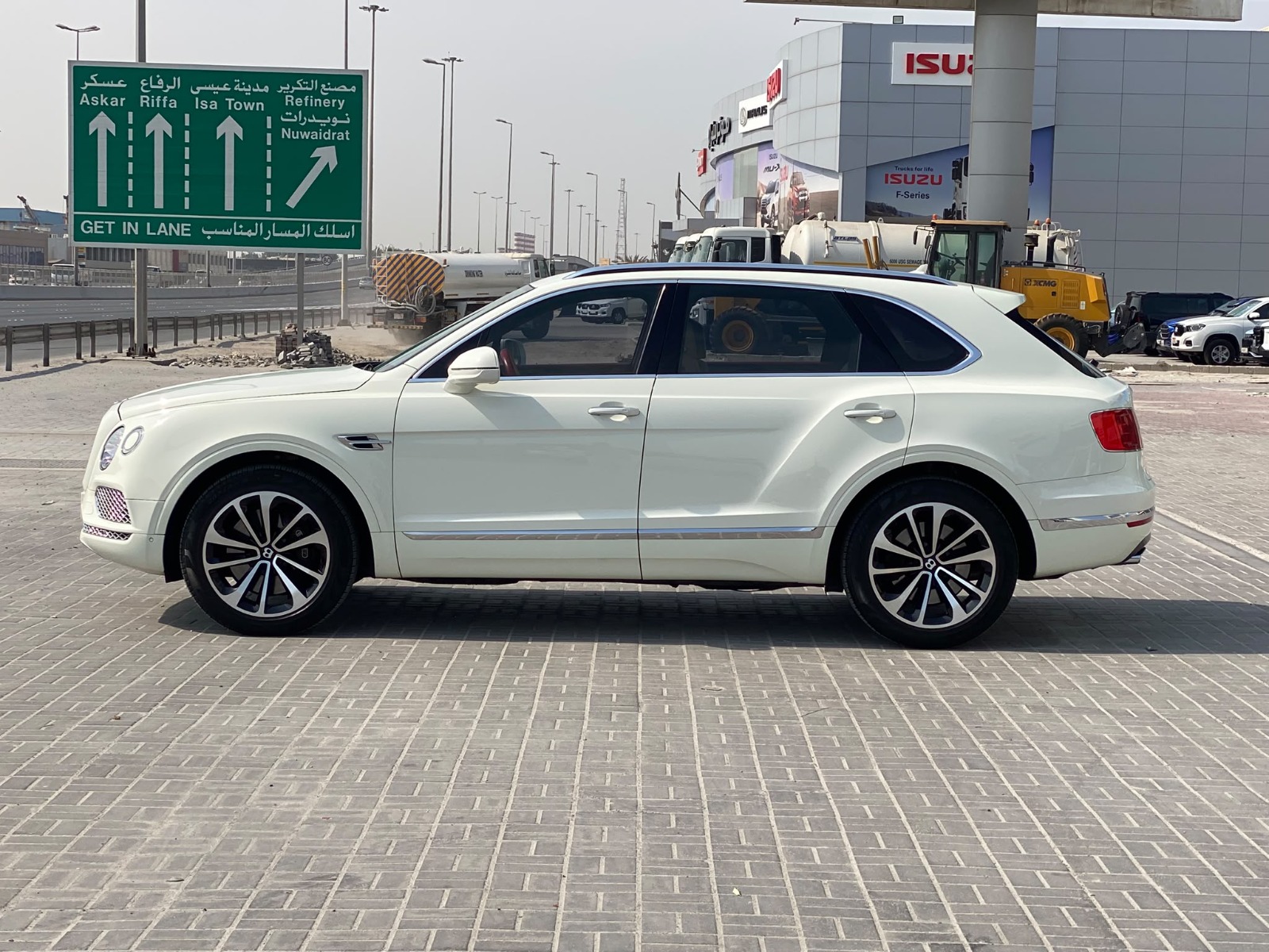 Bentley Bentayga 2017 (White)