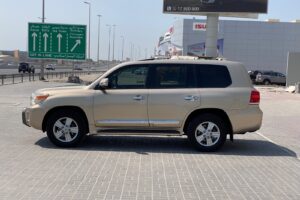 Toyota Land Cruiser VX-R 2014 (Beige)