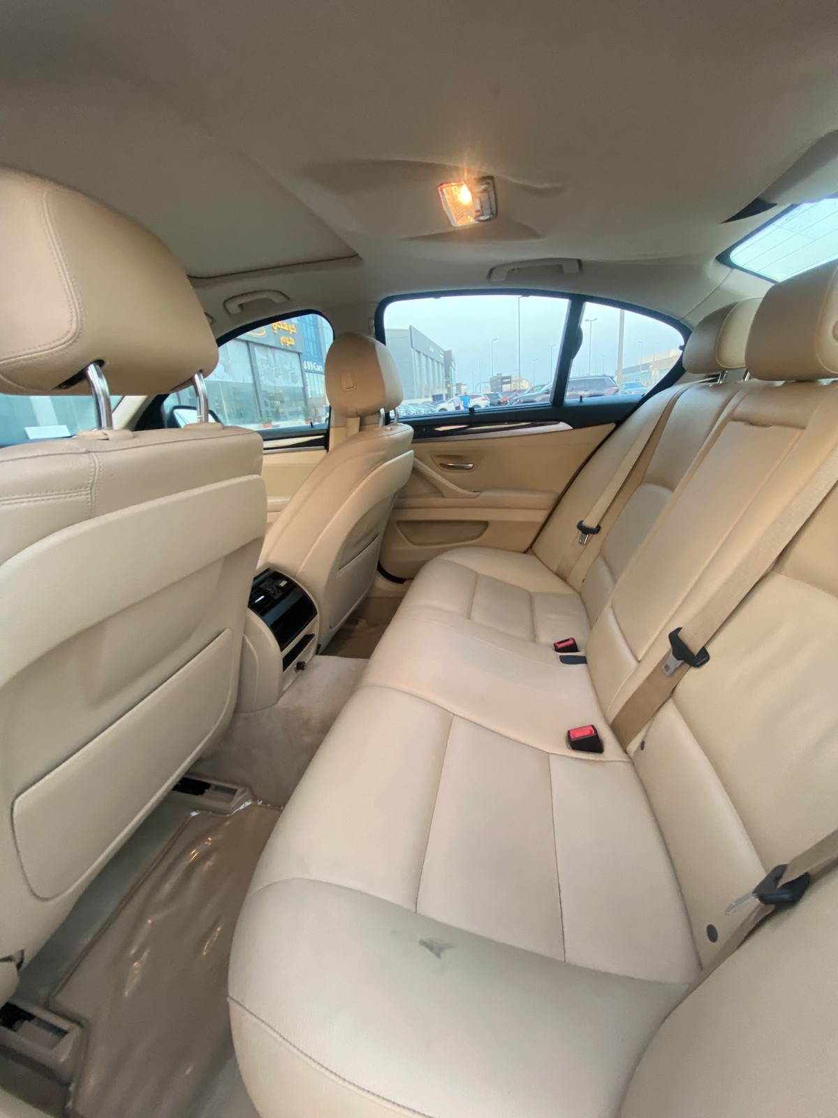 BMW 520i 2015 (Grey)