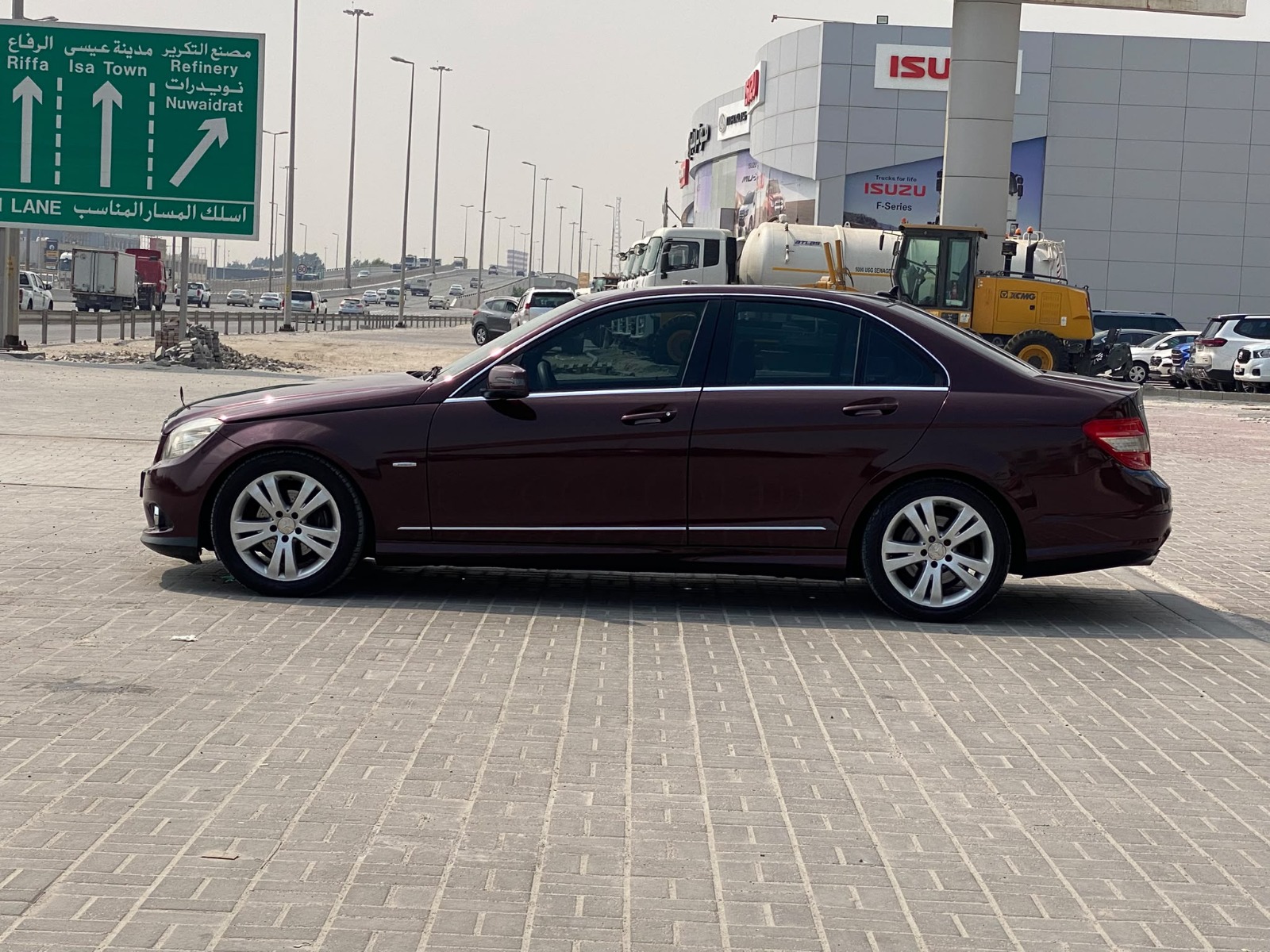 Mercedes Benz C-200 / 2009 (Maroon)