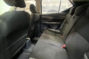 Nissan Kicks 2021 (Grey)
