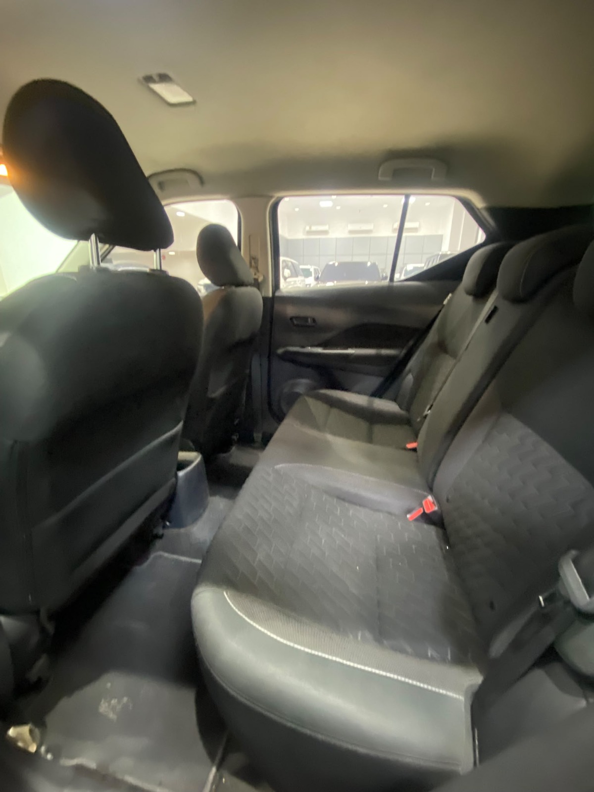 Nissan Kicks 2021 (Grey)