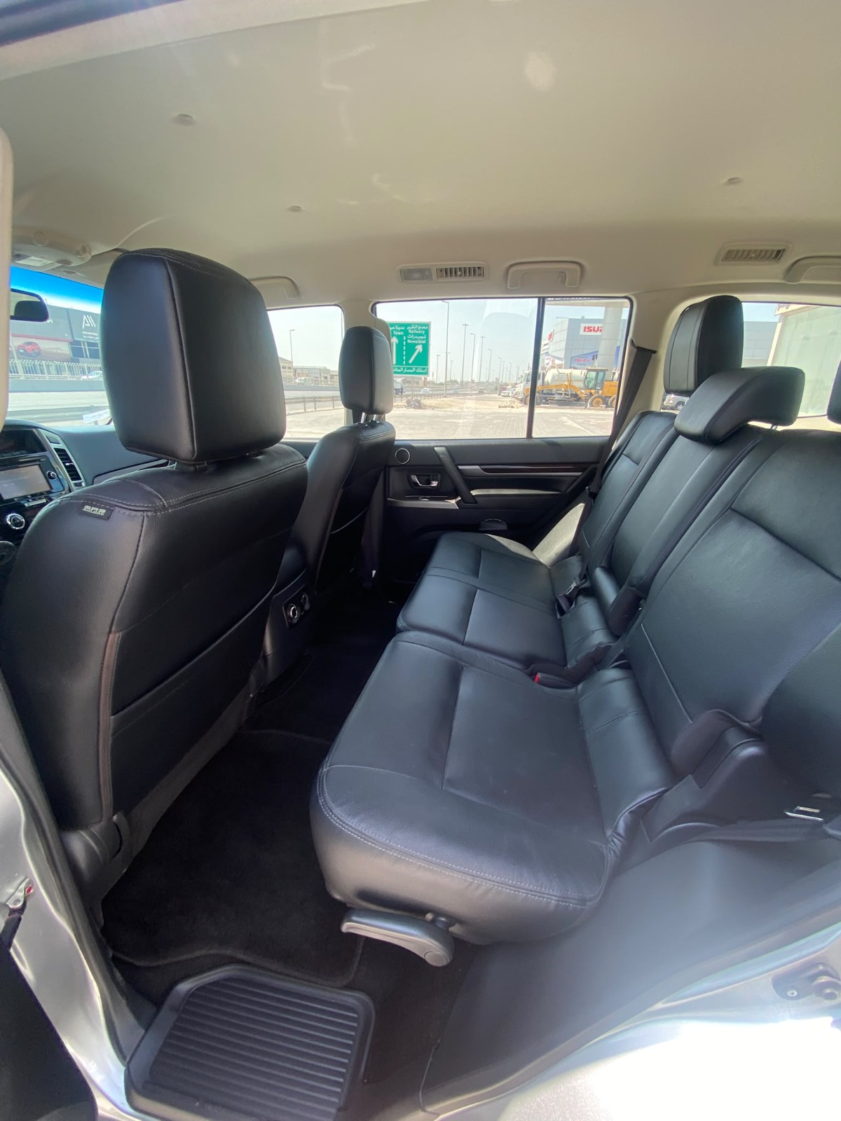 Mitsubishi Pajero GLS 2020 (Silver)