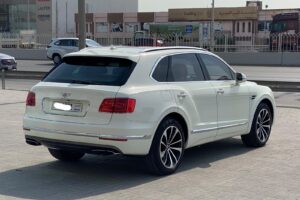 Bentley Bentayga 2017 (White)