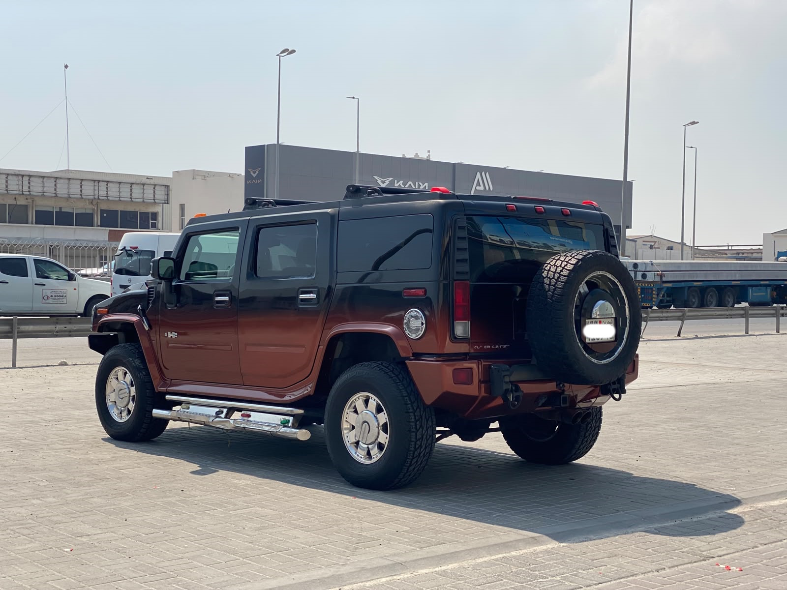 Hummer H2 / 2008 (Black & Orange)