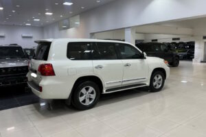 Toyota Land Cruiser GX-R 2015 (White)