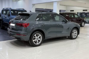 Audi Q3 / 2025 (Grey)