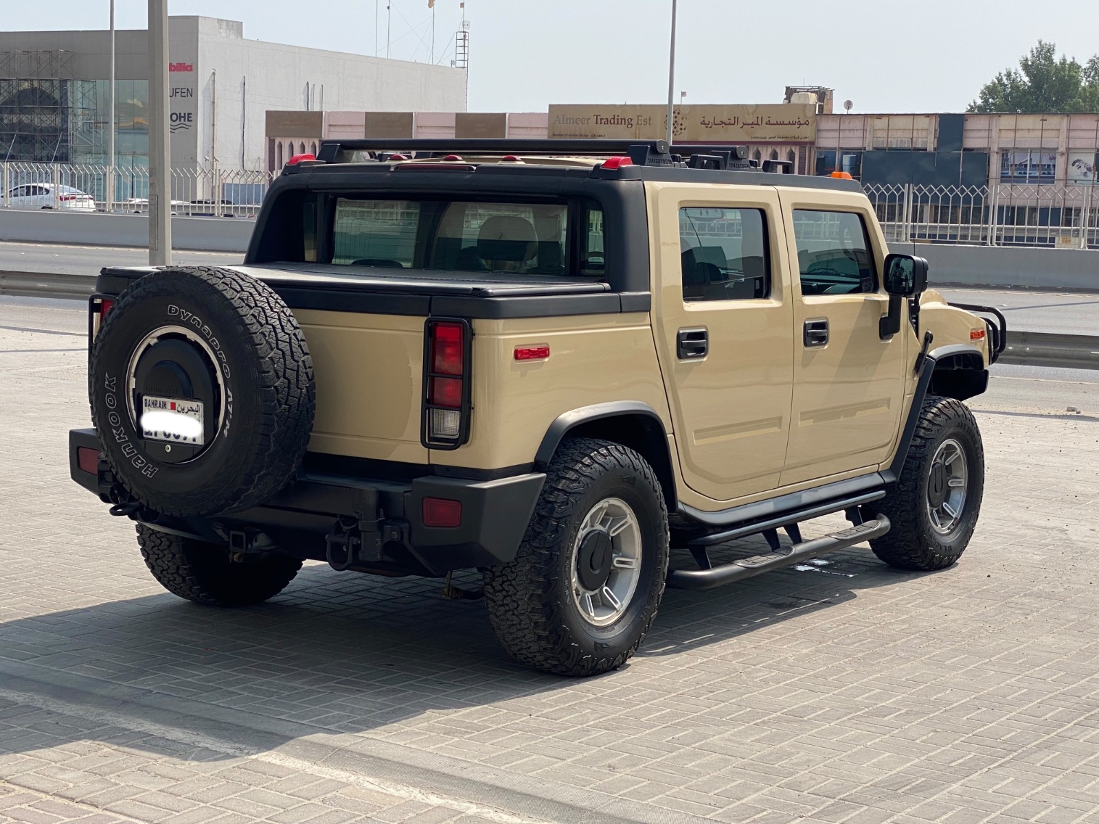 Hummer H2 / 2007 (Beige)